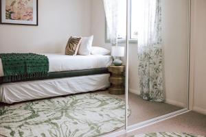 Postel nebo postele na pokoji v ubytování KAL's House - The place to be!