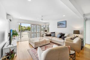 Khu vực ghế ngồi tại Sunsets at Snowmas Pooch Friendly Stunning Views