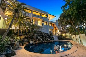 Swimmingpoolen hos eller tæt på Salt Luxury Location