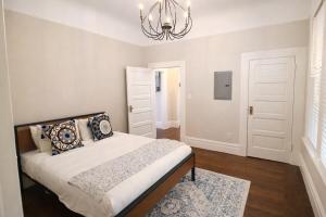 Galeriebild der Unterkunft Spacious 4-Bed- Sleeps 8 - Family Friendly in Oakland