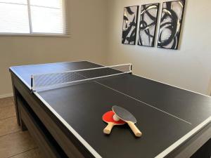 Bordtennis på Home in Tempe eller i nærheden