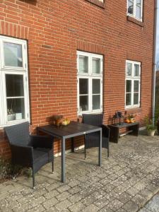 Budova, kde se aparthotel nachází