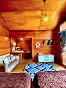 Et opholdsområde på Villa Ira Dieng