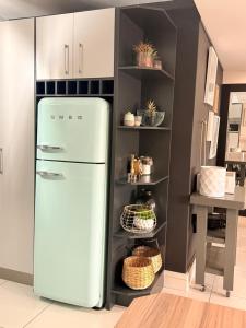 Kuchyň nebo kuchyňský kout v ubytování Finagaello at 77 by MGP