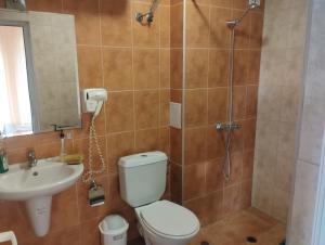 Et badeværelse på Рай + 4 billeder