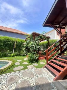 Zahrada ubytování Umah Dedari + 17 fotografií