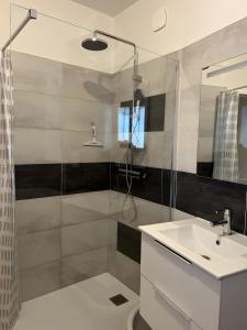 Et badeværelse på Le Relax 41