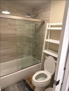 Gallery image of Nice home in Irvine +5 photos