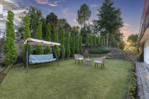 Κήπος έξω από το Echor Himalayan Retreat Ranikhet