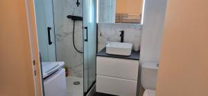 Et badeværelse på Chez Suzi - La baule centre