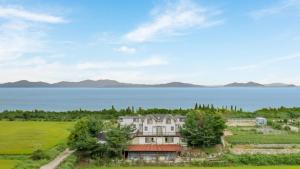 Příroda nedaleko prázdninového domu