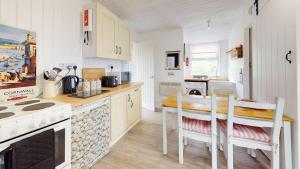 Køkken eller tekøkken på D34 Homeleigh, Riviere Towans