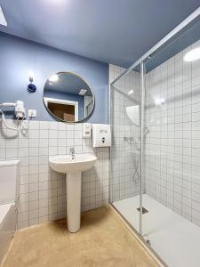 Koupelna v ubytování Lemon Hostel