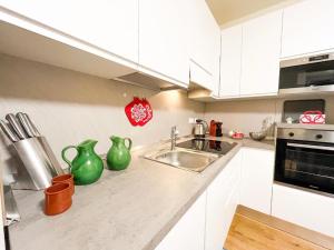 Køkken eller tekøkken på Lagrange Turin Suite, Luxury nel Cuore di Torino ! + 8 billeder