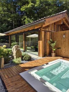 Zahrada ubytování Residence Alpi - Private Spa & Living