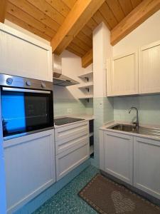 Køkken eller tekøkken på Happy family in centro Limone