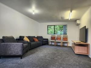 Μια τηλεόραση ή/και κέντρο ψυχαγωγίας στο Entire home in Birkenhead