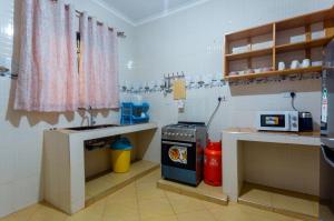 Nhà bếp/bếp nhỏ tại Siarick Cottages