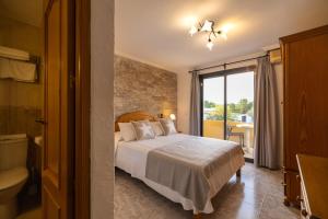 Galeriebild der Unterkunft Hotel Lago Dorado in Illes Balears