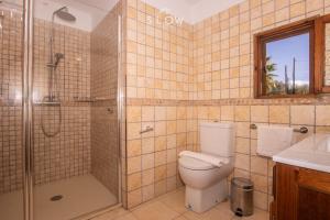 Koupelna v ubytování Villa Es Moli den Llull + 19 fotografií