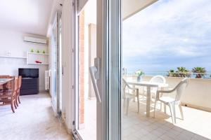 Ban công/sân hiên tại Appartamento Attico Bellariva - MyHo Casa