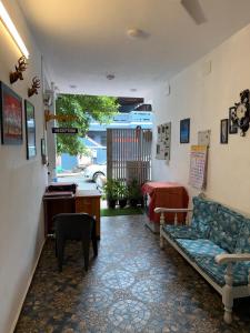 Et opholdsområde på White Town room and villa