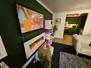 Afbeelding uit fotogalerij van Stylish Seafront Apartment with Bay Window Views in Cleethorpes