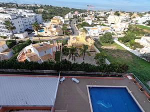 Swimmingpoolen hos eller tæt på 4AO Brisa Mar - Casas & Papeis