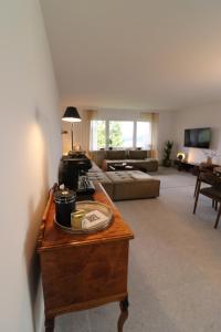 Et tv og/eller underholdning på Eifel17 plus 6 - Japandi-Stay in der Vulkaneifel