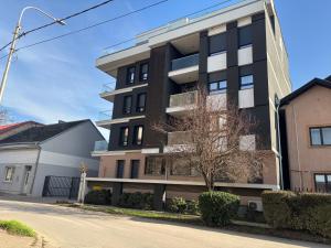 Budova, kde se apartmán nachází