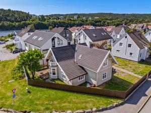 Naturlandskabet i nærheden af villaen