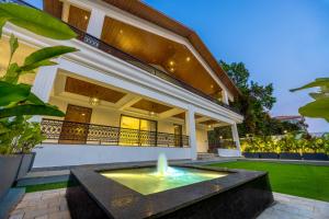 Foto sihtkohas Mapusa asuva majutusasutuse Valley View 5-BHK Villa With Private Pool, Sit-out Areas, TT Table, Pool Table , Bar & Scenic Views galeriist +129 fotot