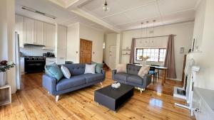 Køkken eller tekøkken på Stylish Edwardian Townhouse with Mountain Views