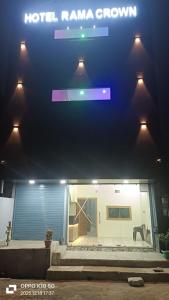 Certifikát, hodnocení, plakát nebo jiný dokument vystavený v ubytování Hotel Rama Crown