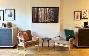 Posezení v ubytování MUNTE - Wellnesshotel am Stadtwald