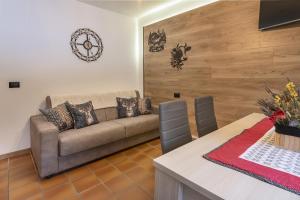 Posezení v ubytování Bormio 5 min - Casa Simona with Wifi and FreePark