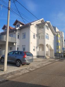 Hoone, kus külalistemaja asub