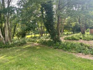 Galeriebild der Unterkunft Double room with en-suite in Halton + 6 Fotos