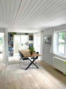 Billede fra billedgalleriet på Charming Cottage With A Wonderful Orangery i Ebeltoft