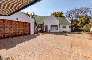 Το κτήριο όπου στεγάζεται  ο ξενώνας