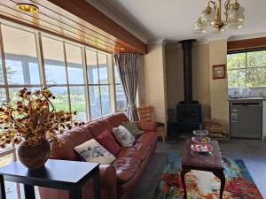 Nhà bếp/bếp nhỏ tại Grandvista Cottage