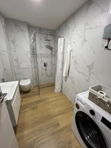 Et badeværelse på Apartment Hrubosovic Dobra voda