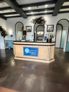 Vstupní hala nebo recepce v ubytování Hôtel de Bretagne