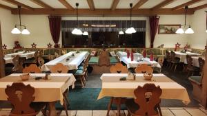 Restaurace v ubytování Landgasthaus Backhof-Helmle