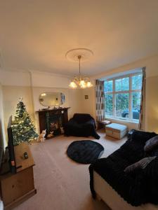 Posezení v ubytování Spacious Home - Solihull Town Centre- Near NEC-BHX