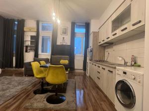 Køkken eller tekøkken på Studio near the Metropolitan Church