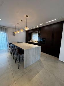 Fotografie z fotogalerie ubytování פנטהואז אלגריה - Adults only v destinaci Eilat + 43 fotografií