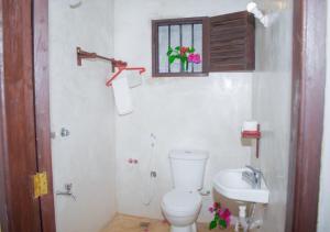 Koupelna v ubytování Amani Guest House, Utukuni Lamu Island + 24 fotografií