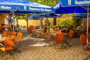 En restaurant eller et andet spisested på Hotel Hößl - Wirtshaus zum Stichn