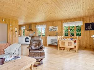 Kuchyň nebo kuchyňský kout v ubytování Holiday Home Rikhard - 75m from the sea by Interhome + 14 fotografií